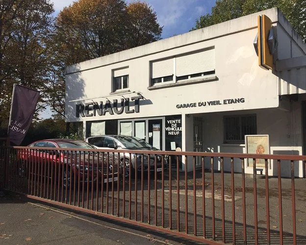concessionnaire automobile renault à Montigny-le-Bretonneux près de Versailles dans les Yvelines 78